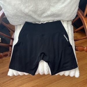 YoungLA W155 Locked In Shorts 6"